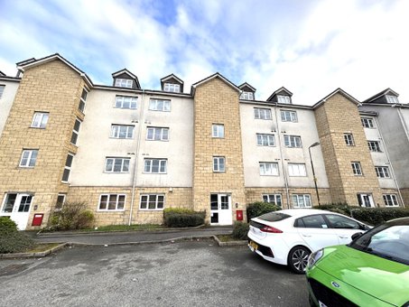 P12044: Queens Crescent, Eliburn, West Lothian