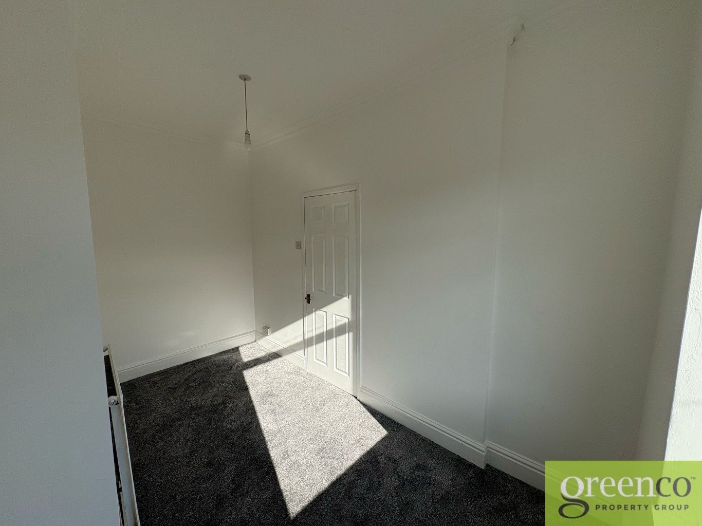 https://riuh-bdphq.cdn.imgeng.in/https://home.smelogin.co.uk//CustomerData/4605/1237/PropertyImages/15_17413477002848.jpg