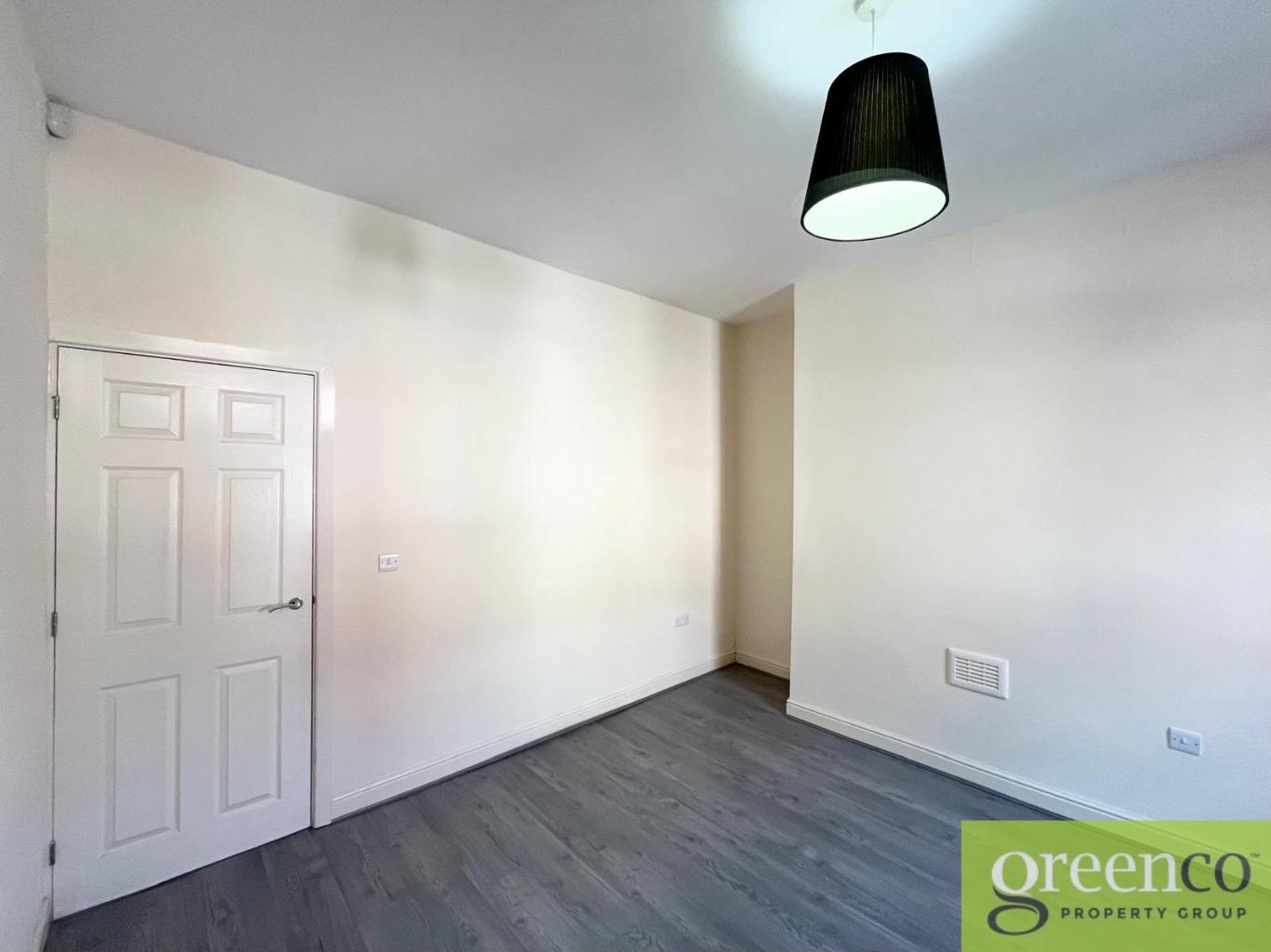 https://riuh-bdphq.cdn.imgeng.in/https://home.smelogin.co.uk//CustomerData/4605/1460/PropertyImages/3_17404164122597.jpg