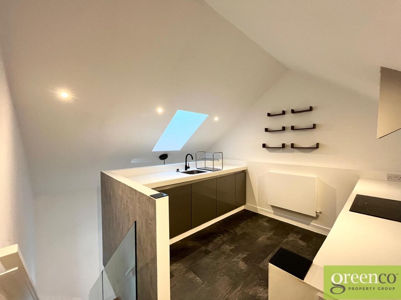 https://riuh-bdphq.cdn.imgeng.in/https://home.smelogin.co.uk//CustomerData/4605/1501/PropertyImages/24_17443605567577.jpg