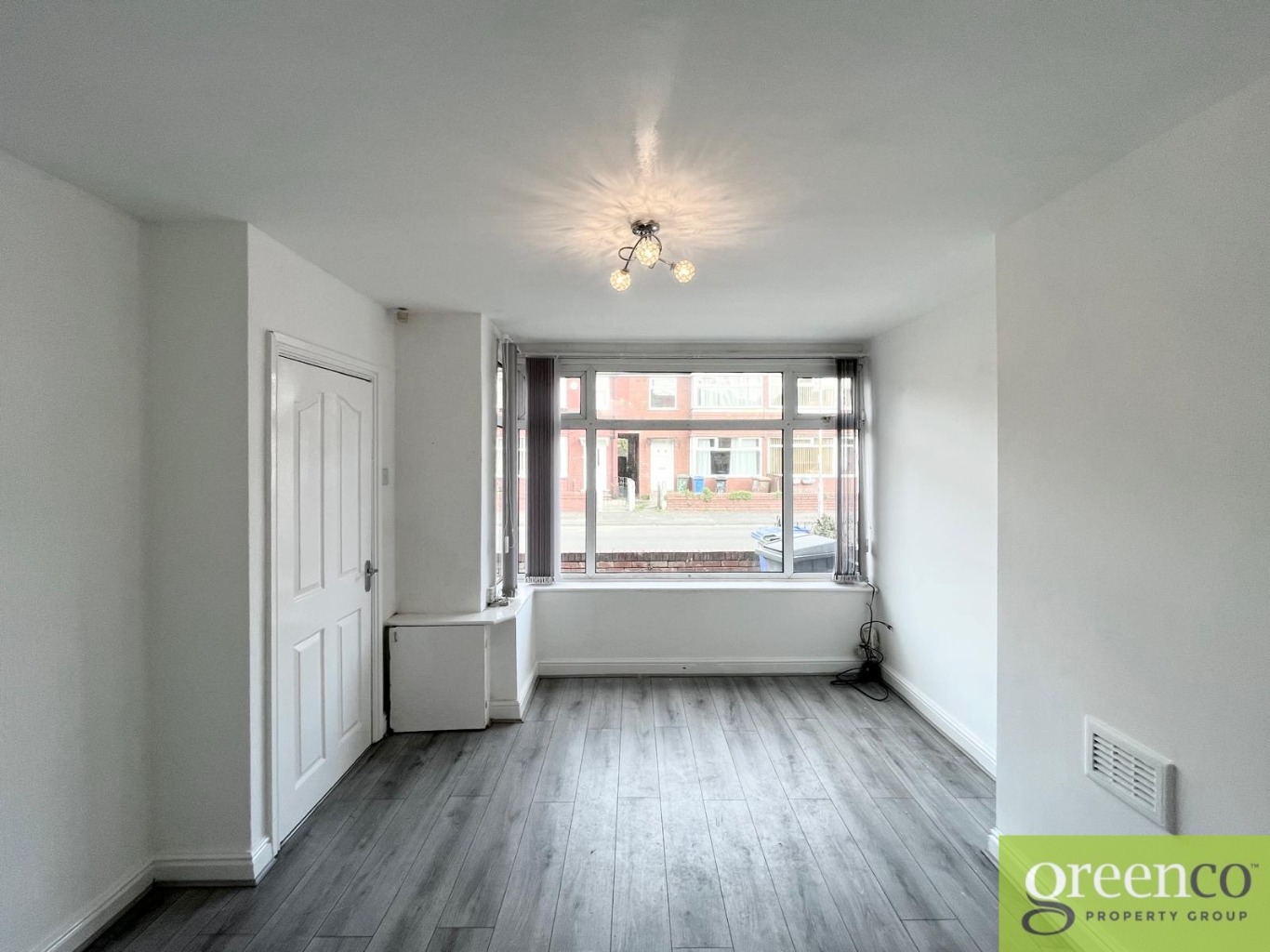 https://riuh-bdphq.cdn.imgeng.in/https://home.smelogin.co.uk//CustomerData/4605/1531/PropertyImages/5_17419533278951.jpg