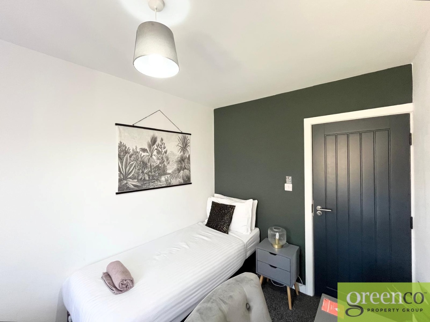 https://riuh-bdphq.cdn.imgeng.in/https://home.smelogin.co.uk//CustomerData/4605/1543/PropertyImages/23_17424074705133.jpg