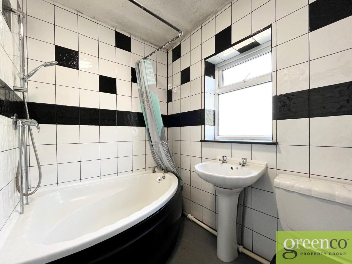 https://riuh-bdphq.cdn.imgeng.in/https://home.smelogin.co.uk//CustomerData/4605/1547/PropertyImages/34_17436727949689.jpg