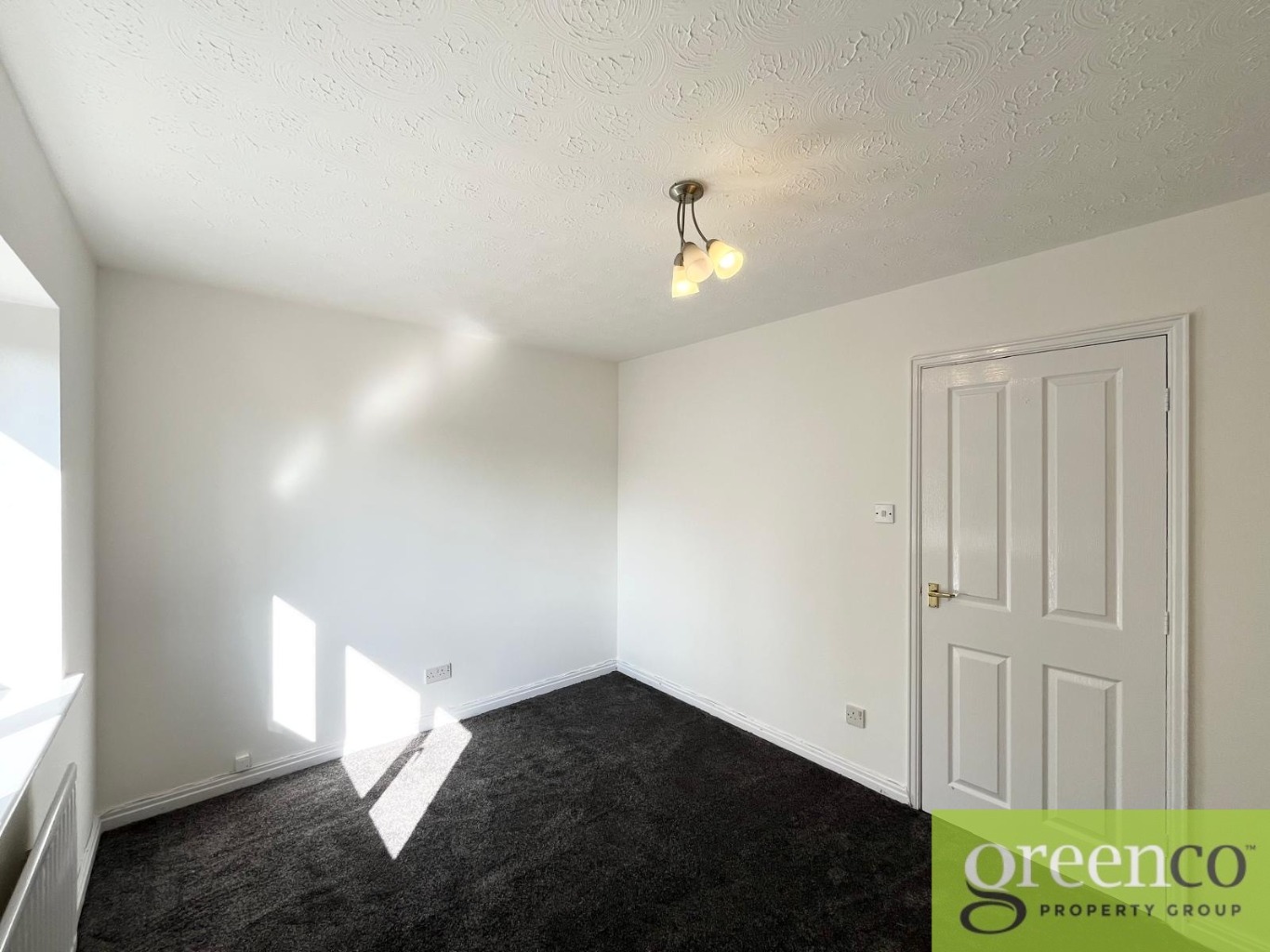 https://riuh-bdphq.cdn.imgeng.in/https://home.smelogin.co.uk//CustomerData/4605/396/PropertyImages/15_17441004062050.jpg