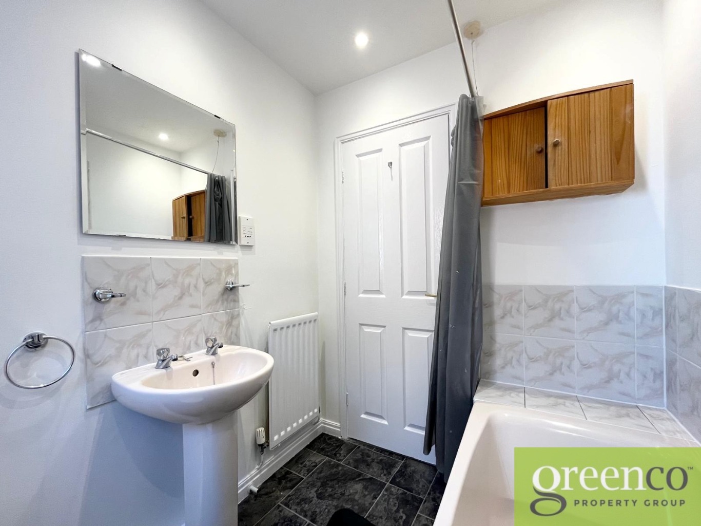 https://riuh-bdphq.cdn.imgeng.in/https://home.smelogin.co.uk//CustomerData/4605/396/PropertyImages/23_174410041183.jpg