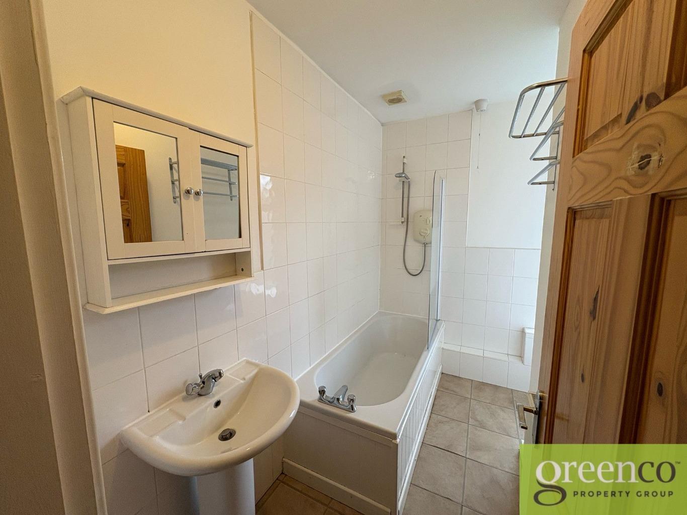 https://riuh-bdphq.cdn.imgeng.in/https://home.smelogin.co.uk//CustomerData/4605/787/PropertyImages/24_17419462057243.jpg