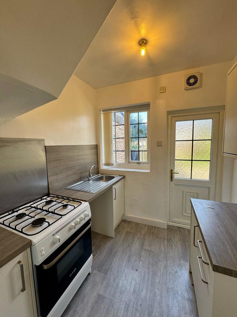 https://riuh-bdphq.cdn.imgeng.in/https://home.smelogin.co.uk//CustomerData/4606/155/PropertyImages/3_17431567965949.jpg