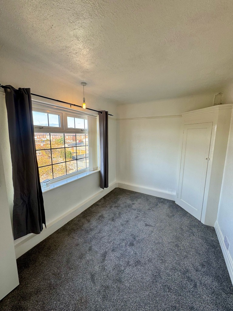 https://riuh-bdphq.cdn.imgeng.in/https://home.smelogin.co.uk//CustomerData/4606/155/PropertyImages/7_17431567942409.jpg