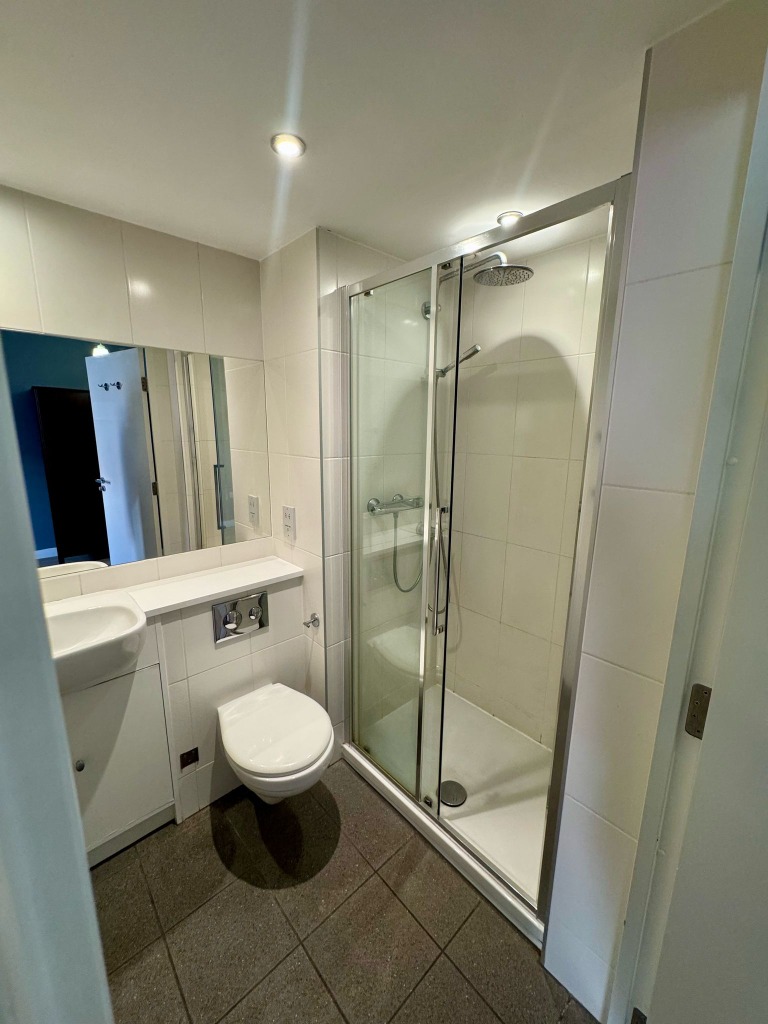 https://riuh-bdphq.cdn.imgeng.in/https://home.smelogin.co.uk//CustomerData/4606/413/PropertyImages/6_1741350691341.jpg