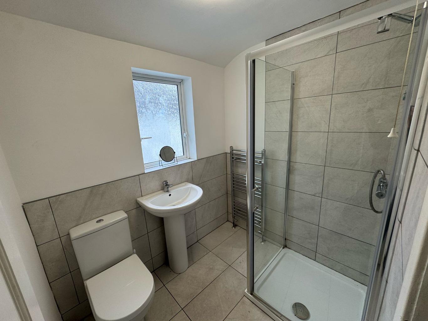 https://riuh-bdphq.cdn.imgeng.in/https://home.smelogin.co.uk//CustomerData/4606/650/PropertyImages/9_17413539306502.jpg