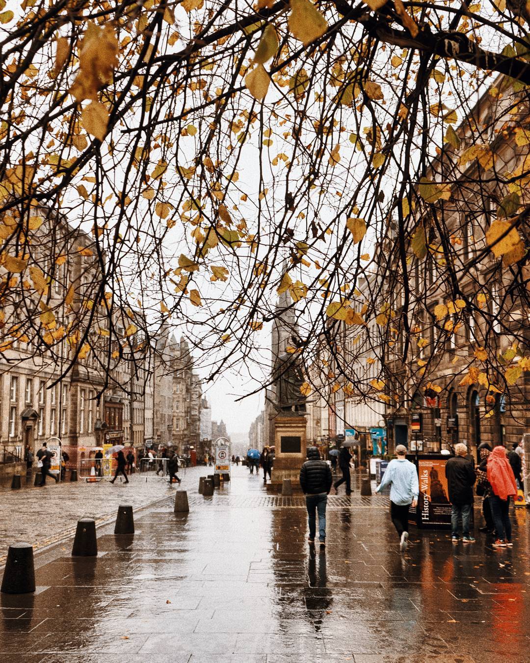 9 Photos That'll Make You Want To Spend Autumn in Edinburgh