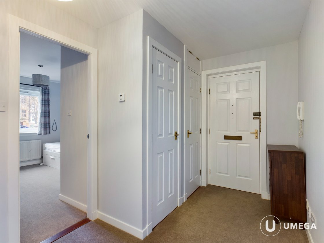 P3053 Moray Park Terrace, Meadowbank, Edinburgh Umega