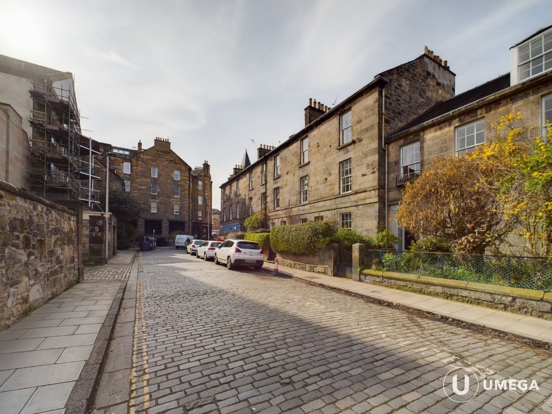 P3119 St. Bernards Row, Stockbridge, Edinburgh Umega