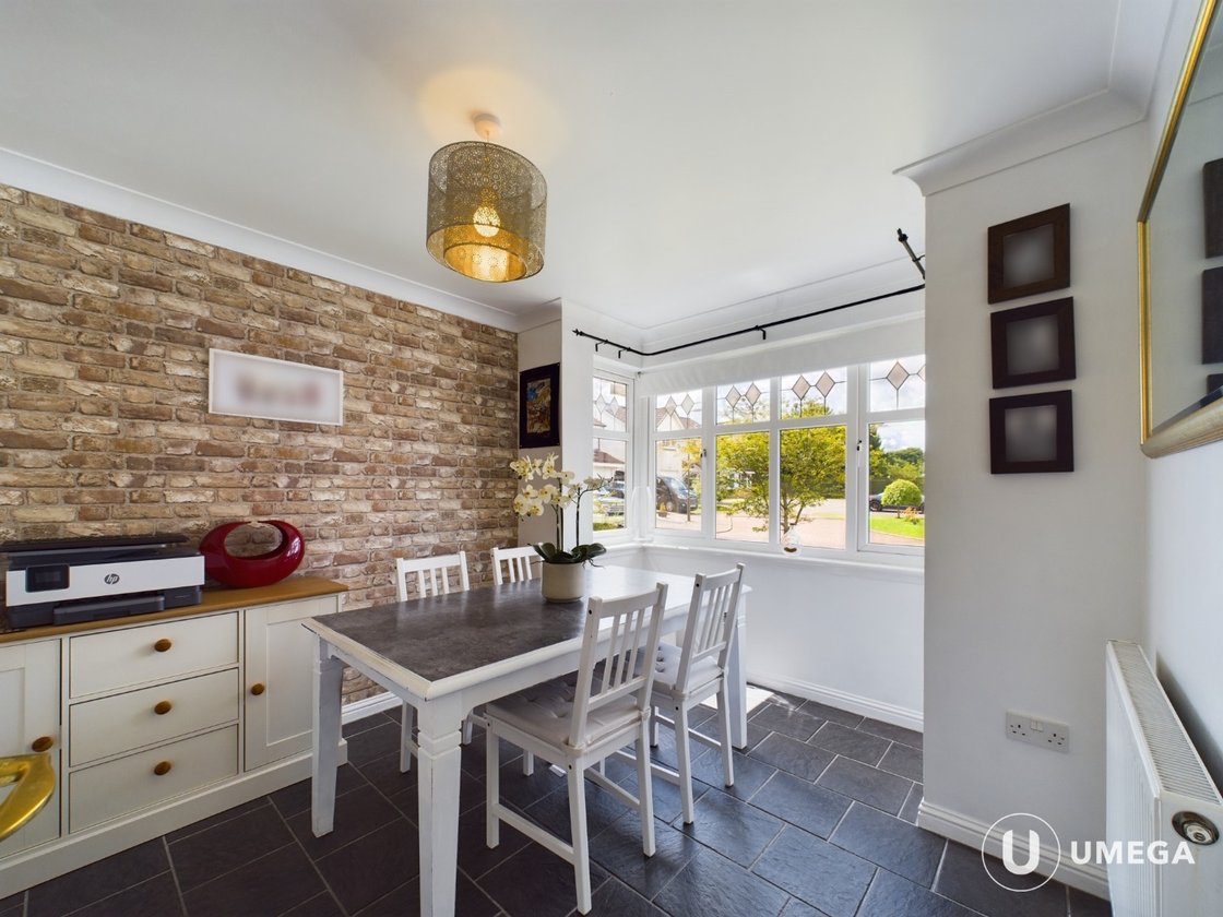 P3704: Chuckethall Road, Livingston, West Lothian