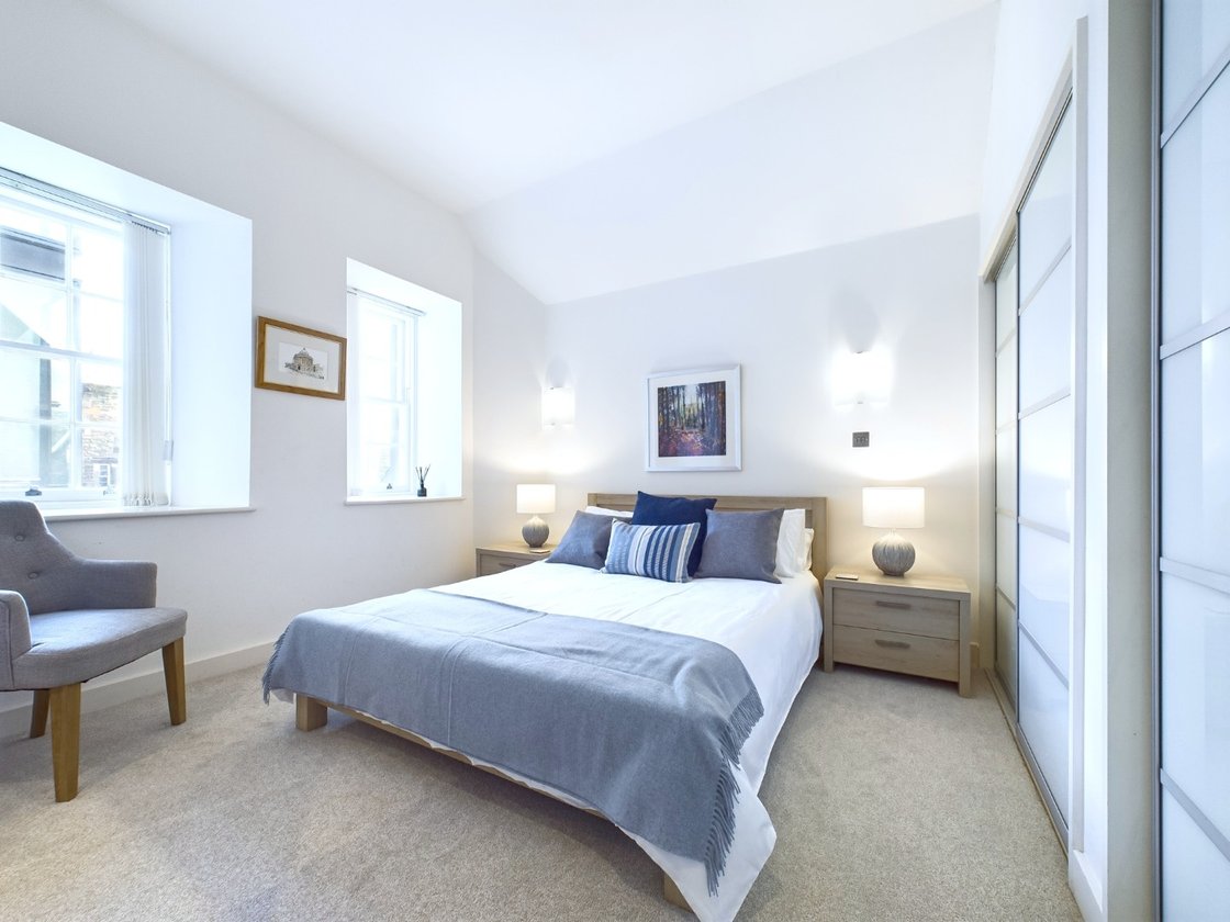 P4081 Simpson Loan, Quartermile, Edinburgh Umega