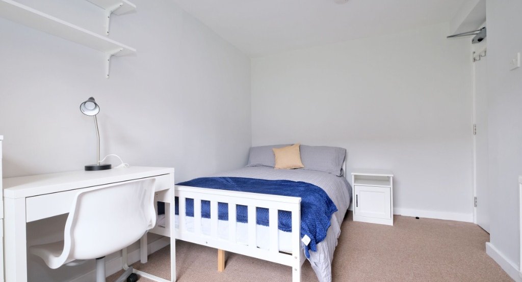 P1460: Morrison Drive, Garthdee, Aberdeen