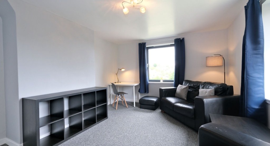P1460: Morrison Drive, Garthdee, Aberdeen