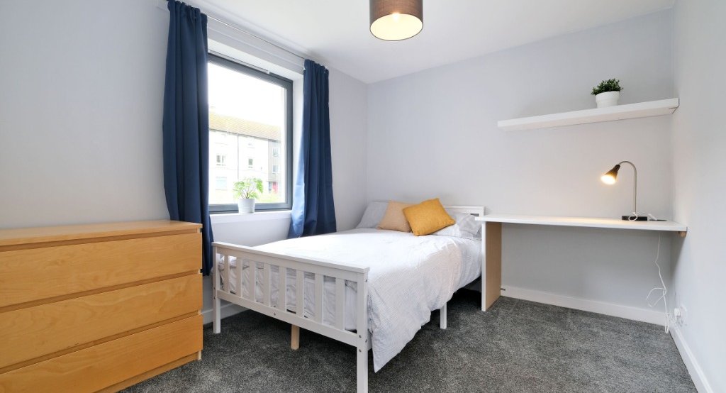 P1460: Morrison Drive, Garthdee, Aberdeen
