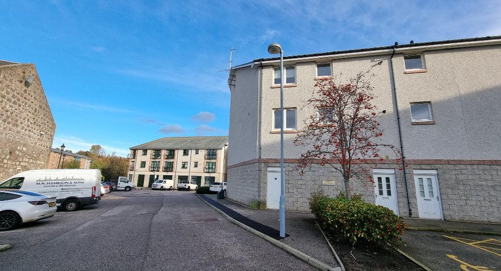 P1541: Grandholm crescent, Grandholm, Aberdeen