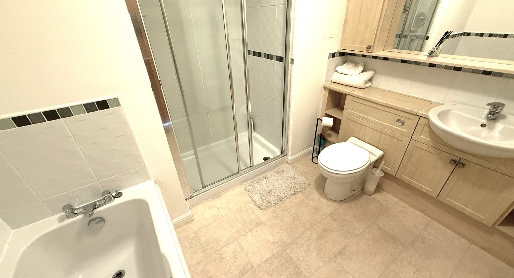 P2076: Midstocket View, West End, Aberdeen