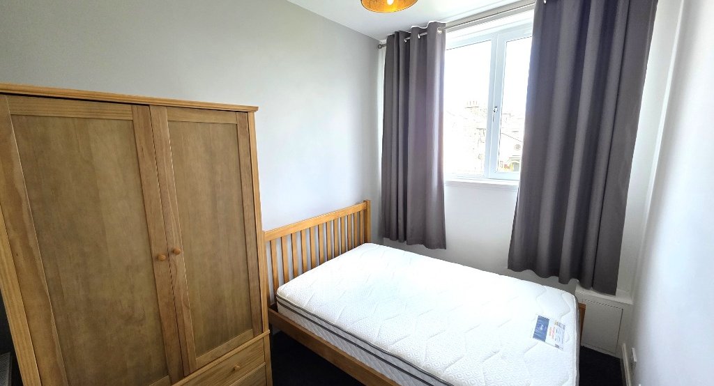 P2099: Elmfield Avenue, Old Aberdeen, Aberdeen