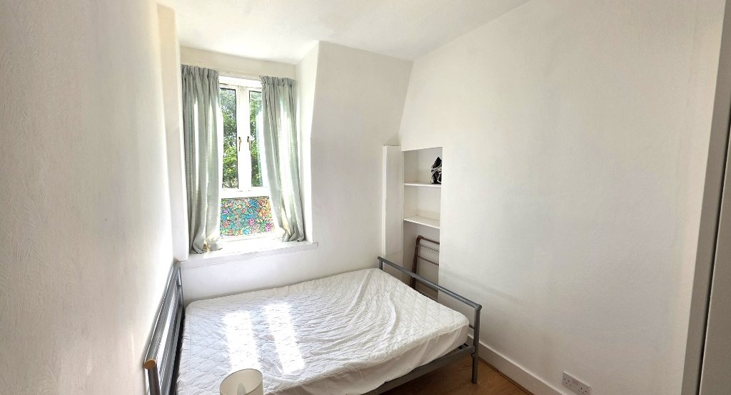 P2100: Bedford Road, Kittybrewster, Aberdeen