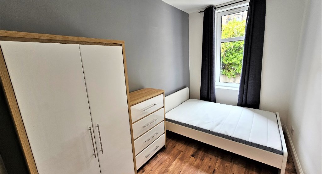 P82: Balmoral Road, Ferryhill, Aberdeen
