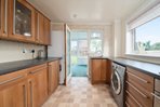 P548: Galabraes Crescent, Bathgate, West Lothian