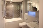 P1011: Flat 11, McDonald Road, Broughton, Edinburgh