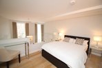 P1024: Flat 24, McDonald Road, Broughton, Edinburgh