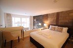 P1026: Flat 26, McDonald Road, Broughton, Edinburgh