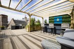 P1035: Flat 35, McDonald Road, Broughton, Edinburgh