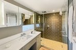 P1047: Flat 47, McDonald Road, Broughton, Edinburgh