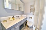 P1048: Flat 48, McDonald Road, Broughton, Edinburgh