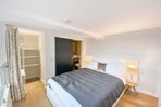P1048: Flat 48, McDonald Road, Broughton, Edinburgh