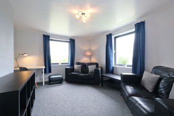 P1460: Morrison Drive, Garthdee, Aberdeen