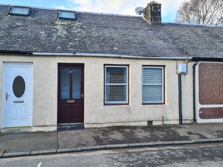 P186: Camnethan Street, Stonehouse, South Lanarkshire