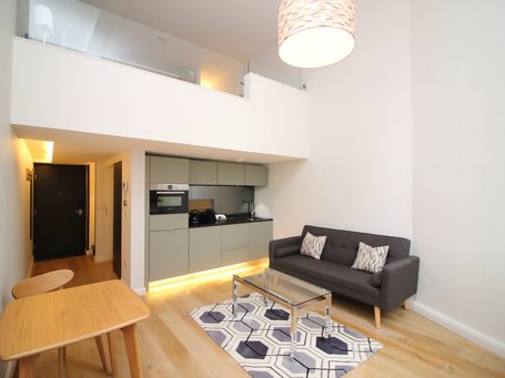 P1024: Flat 24, McDonald Road, Broughton, Edinburgh