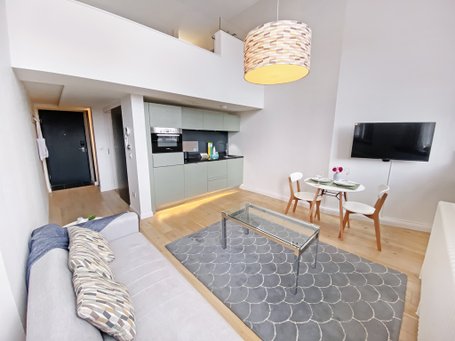 P1060: Flat 60, McDonald Road, Broughton, Edinburgh