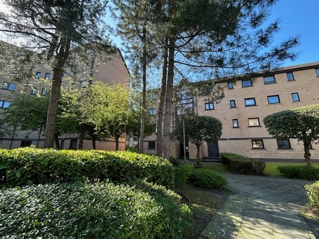 P763: Riverview Gardens, Waterfront, Glasgow