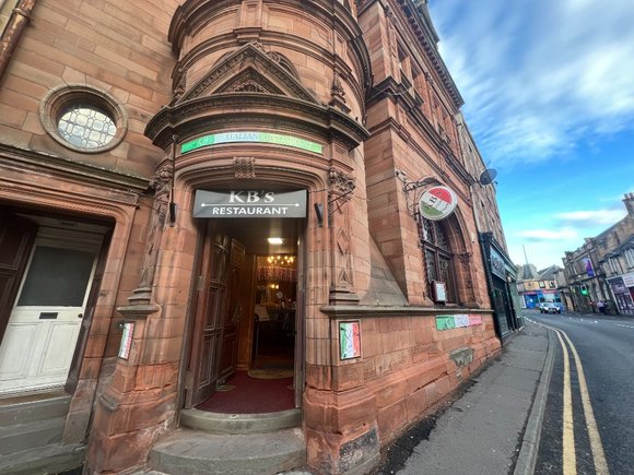 32 High Street