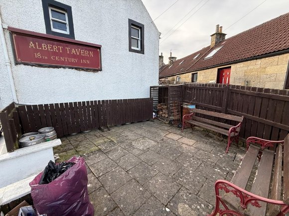 Ref 1732 High Street
