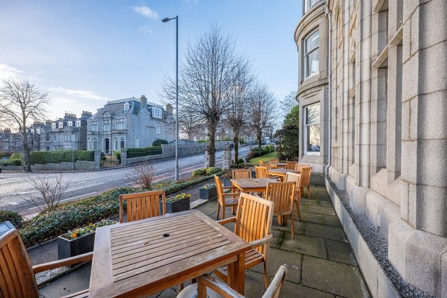 54 Kingsgate