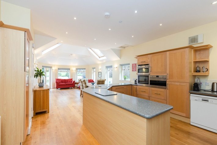 Caroline Terrace 10508