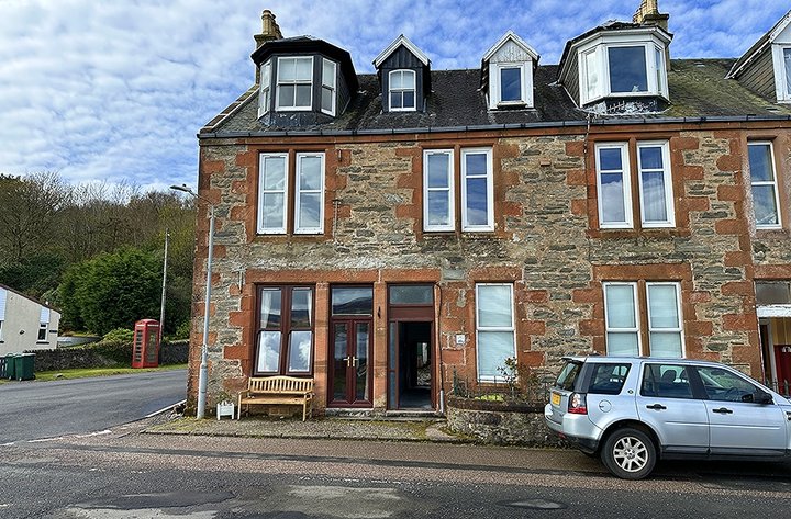 1 Ardencraig,  Shore Road, Kames, Tighnabruaich