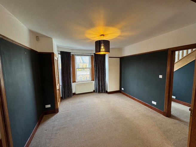 P11866: Penicuik Road, Roslin, Midlothian