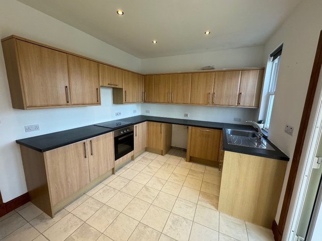 P11866: Penicuik Road, Roslin, Midlothian