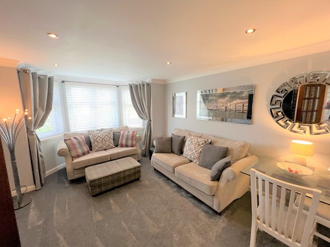 P12040: Meadow Place Road, Corstorphine, Edinburgh