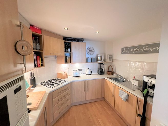 P12040: Meadow Place Road, Corstorphine, Edinburgh