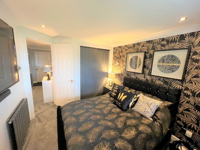 P12040: Meadow Place Road, Corstorphine, Edinburgh